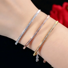 Zircon & Diamond Curved Bracelet