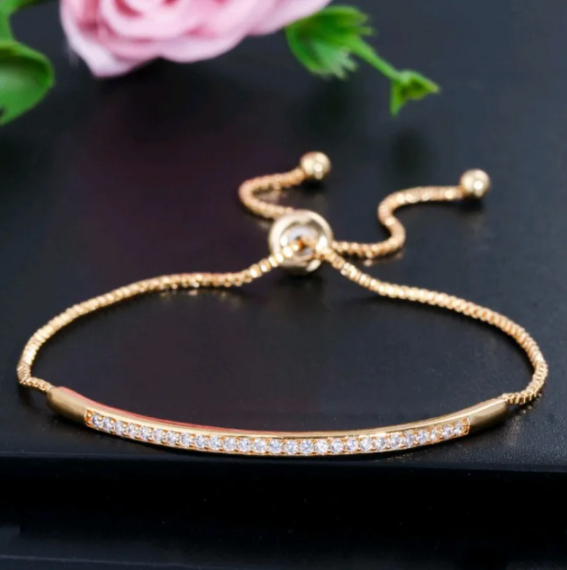 Zircon & Diamond Curved Bracelet